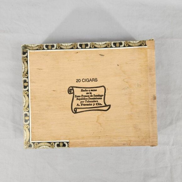 ARTURO FUENTE Double Chateau Wood Cigar Box Empty Dominican Republic Decor - Picture 6 of 12